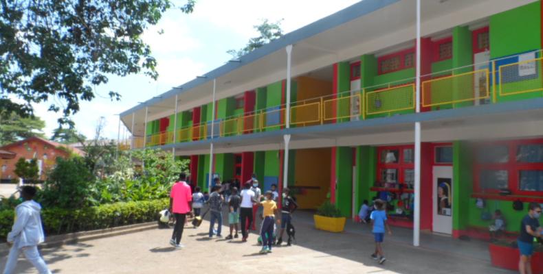 Collect de fonds pour une école moderne